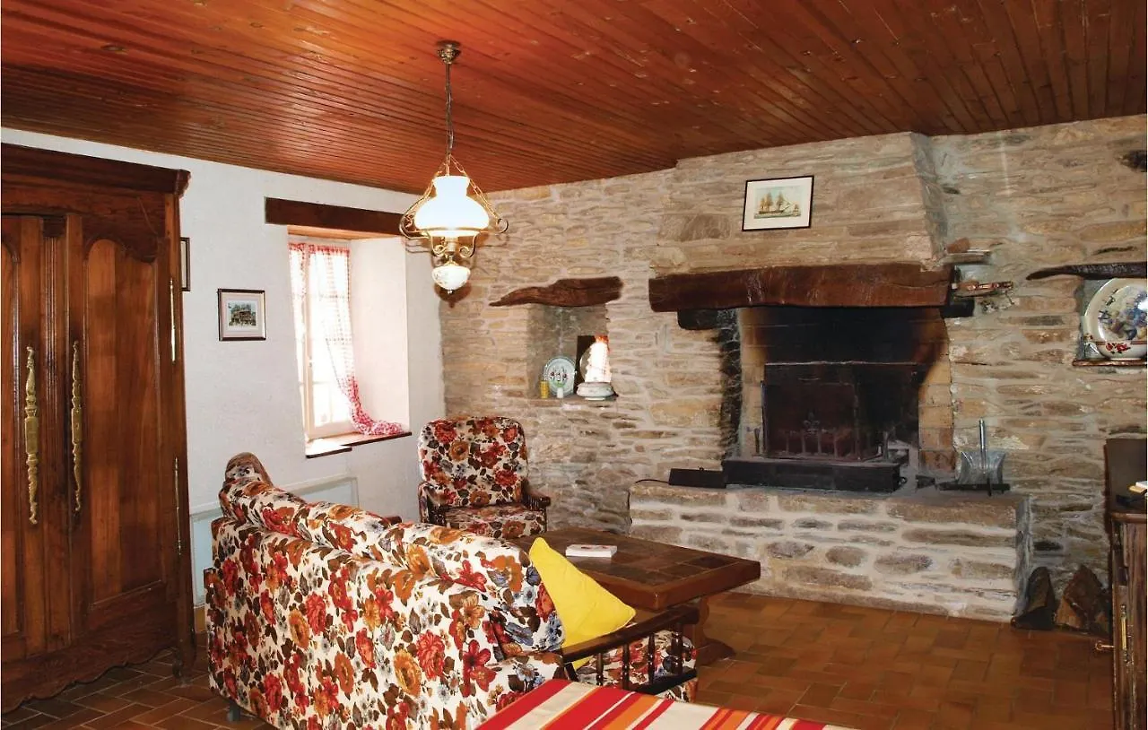 Hébergement de vacances 2 Bedroom Awesome Home In Garlan Kertanguy